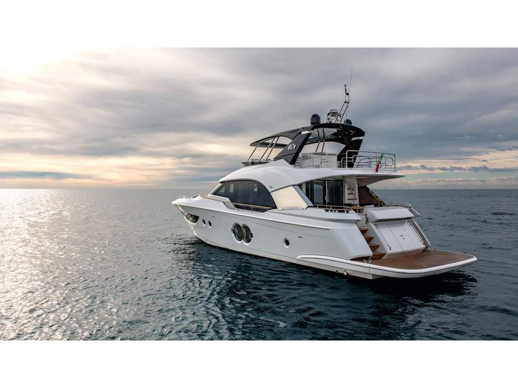 2021 Monte Carlo Yachts boat for sale, model of the boat is  Mcy 70 & Image # 5 of 24