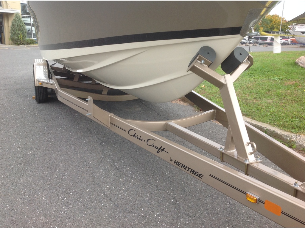 2020 Chris Craft boat for sale, model of the boat is Corsair 27 & Image # 4 of 13