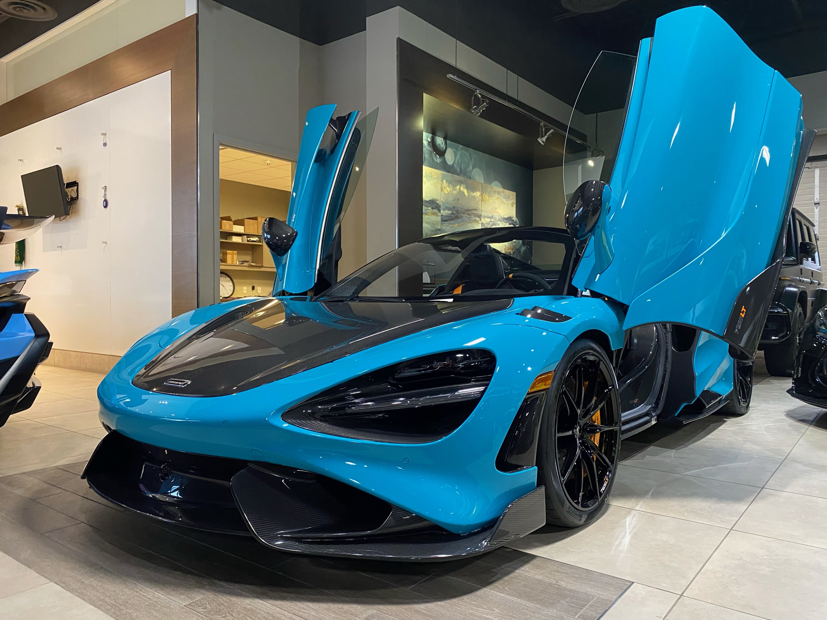 2022 McLaren 765LT  SPIDER! MSO! FULL CARBON! HIGHLY SPECED!