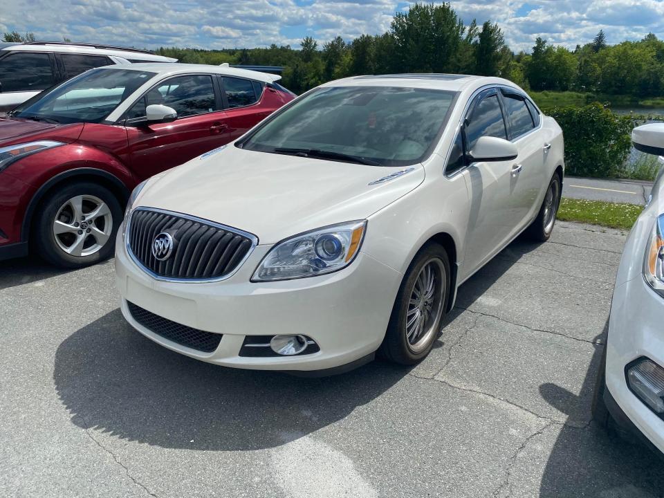 2015 Buick Verano LEATHER GROUP CUIR TOIT GPS MAGS CAMERA