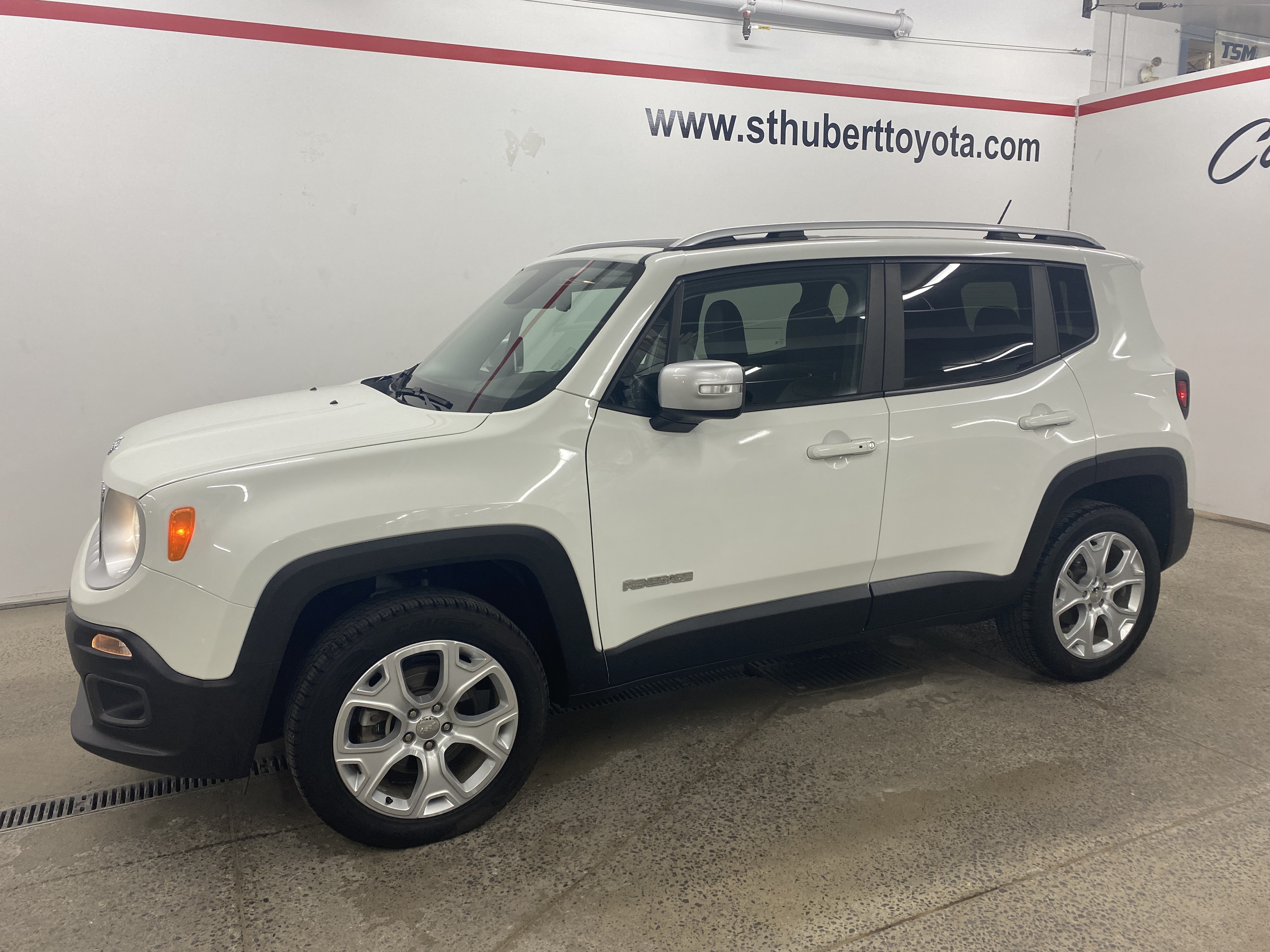 2017 Jeep Renegade 4WD Limited, GPS, 39000km seulement!!!