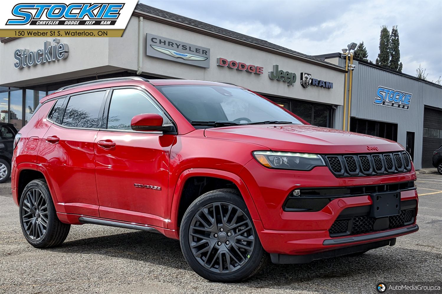 2023 Jeep Compass Limited  Leather Seats Park Assist Red Elite Group