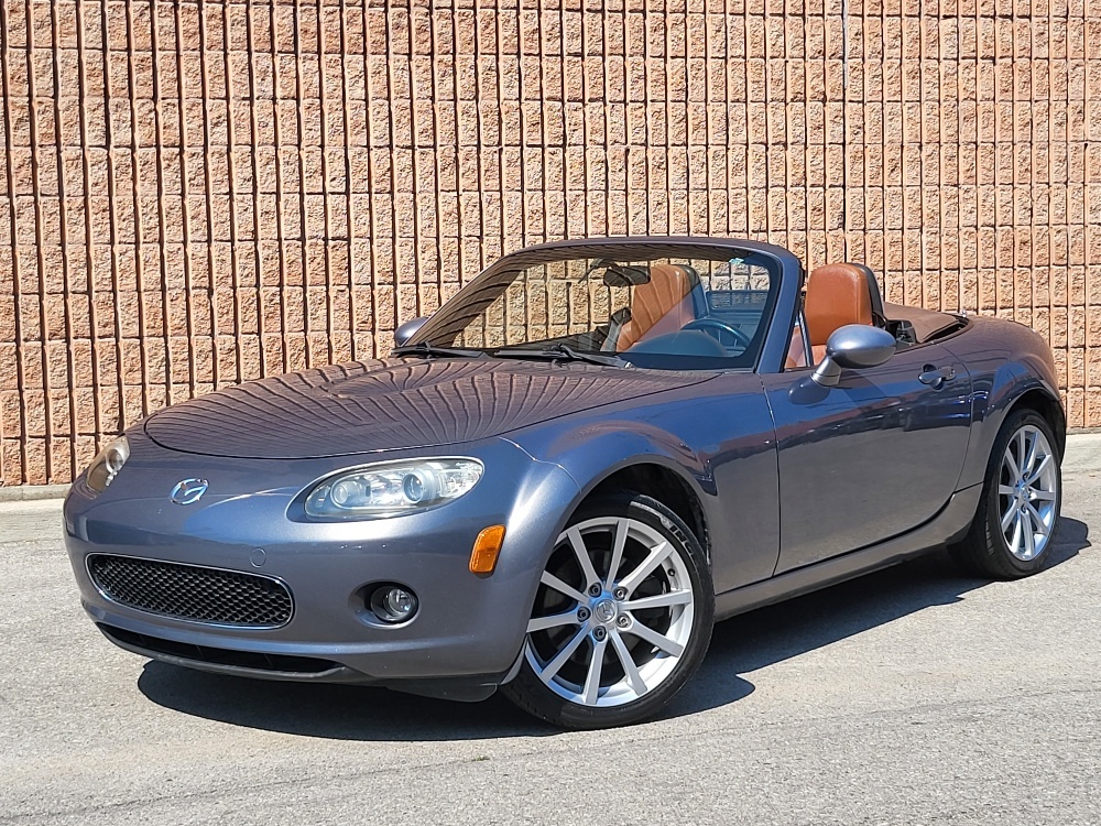 2006 Mazda MX-5 GT **AUTOMATIC-LEATHER-HEATED SEATS**