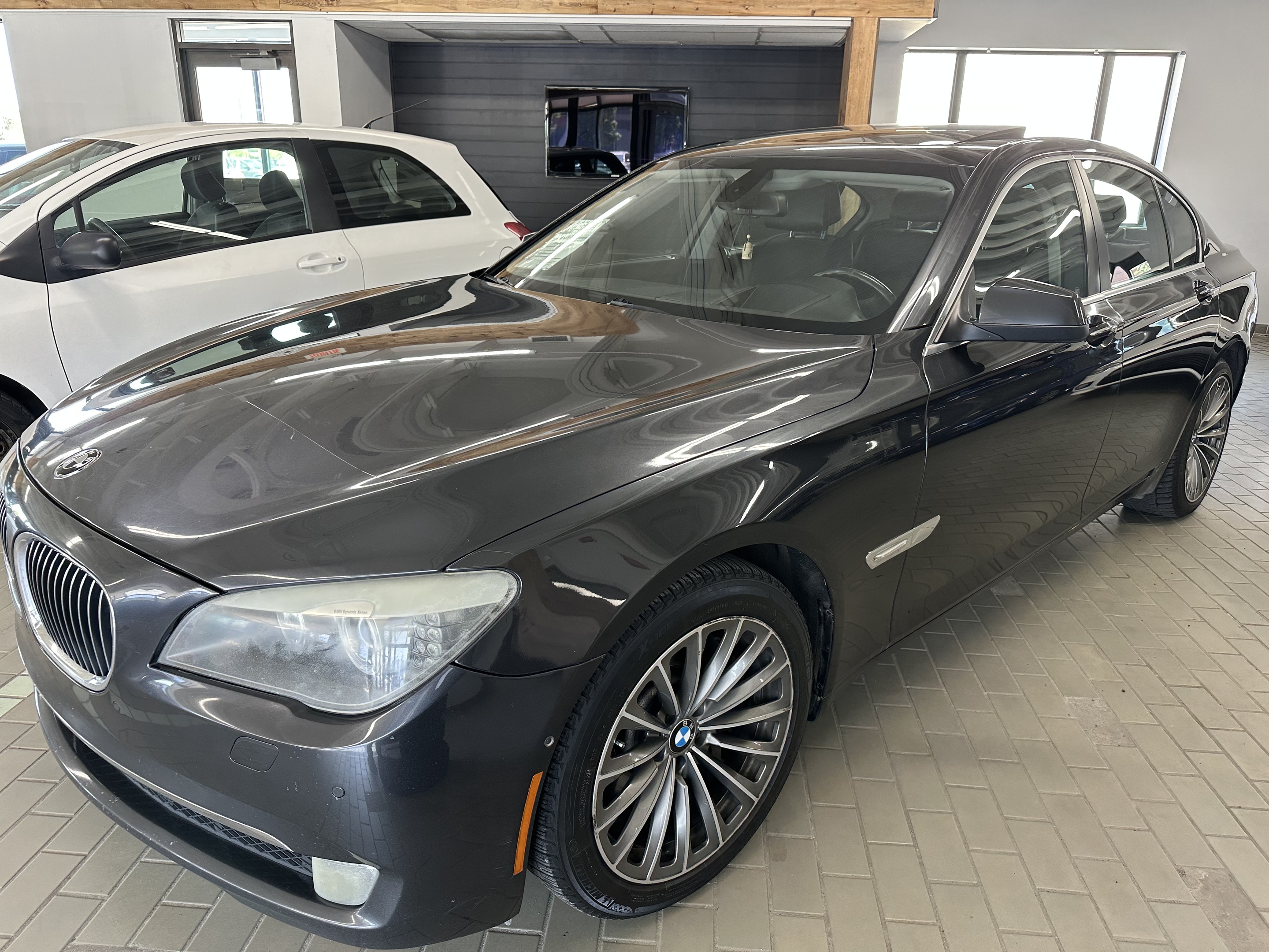 2009 BMW 7 Series 4dr Sdn 750i, AUTO, CUIR, TOIT, NAVIGATION, MAGS
