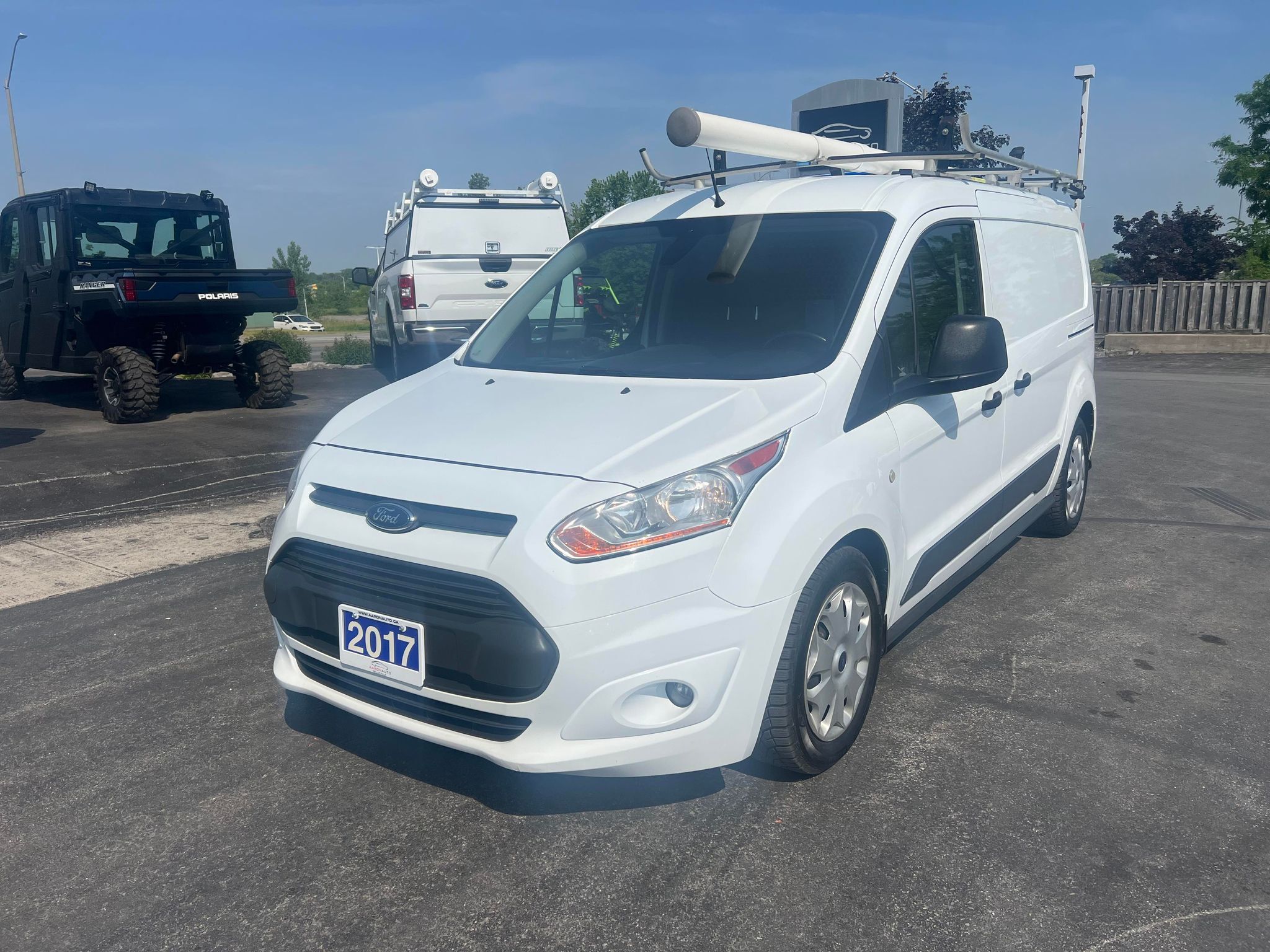 2017 Ford Transit Connect XLT w-Dual Sliding Doors