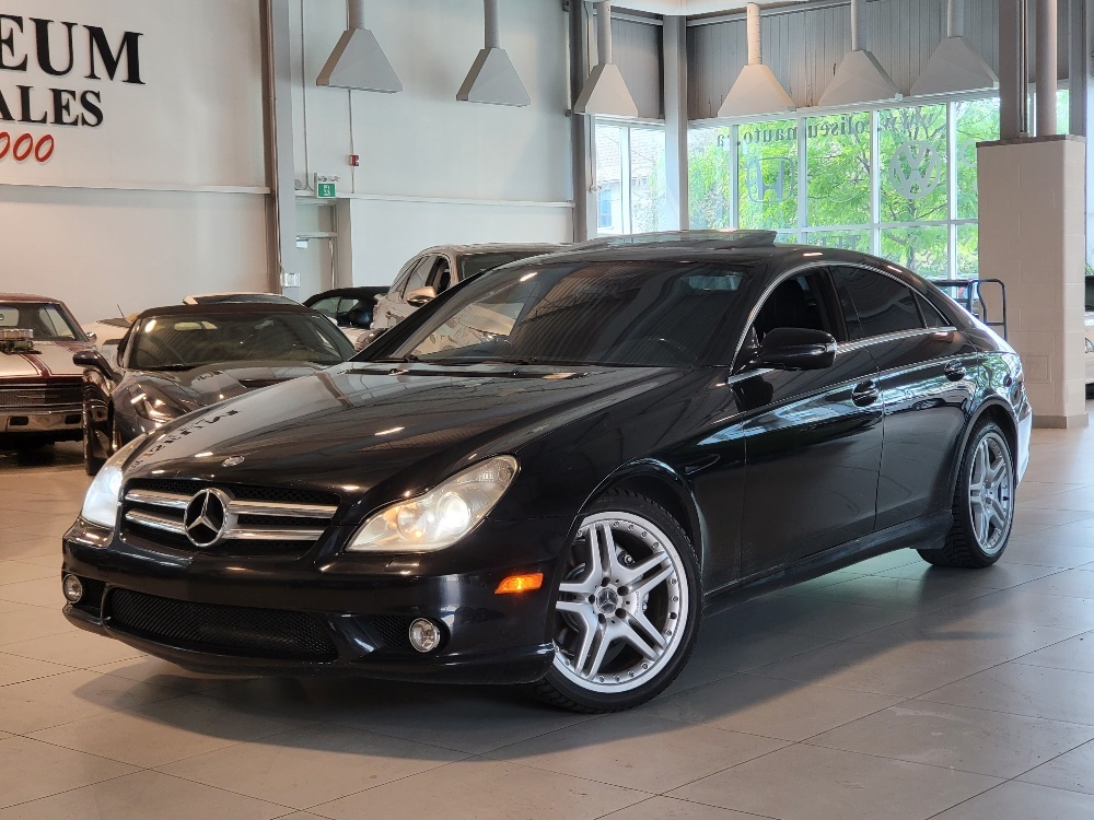 2010 Mercedes-Benz CLS-Class CLS550 AMG-NAVI-ROOF- 2 SETS OF WHEELS-CERTIFIED!