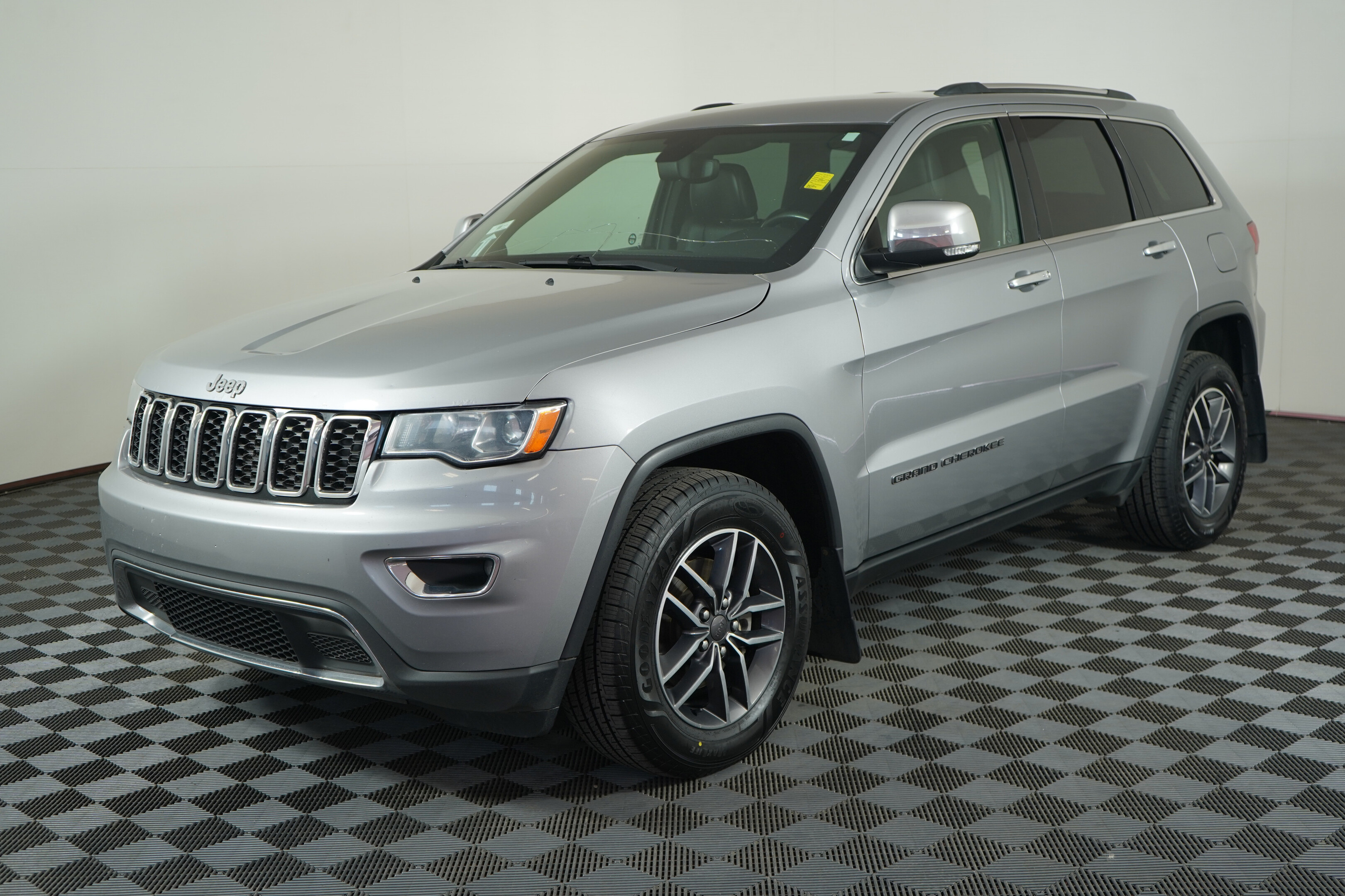 2019 Jeep Grand Cherokee Limited  LIMITED