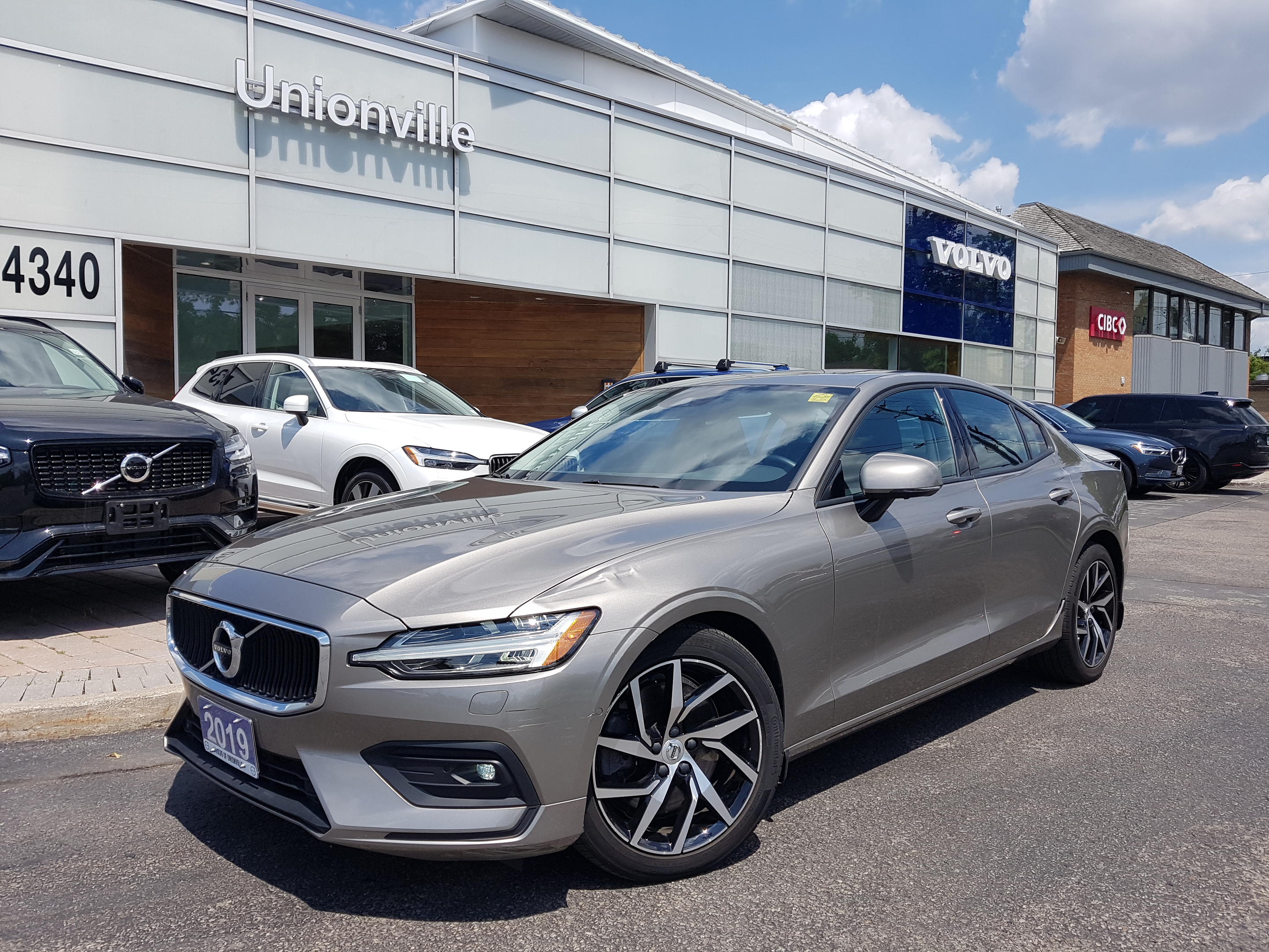 2019 Volvo S60 T6 AWD Momentum l CPO l 300HP | LOW KMS