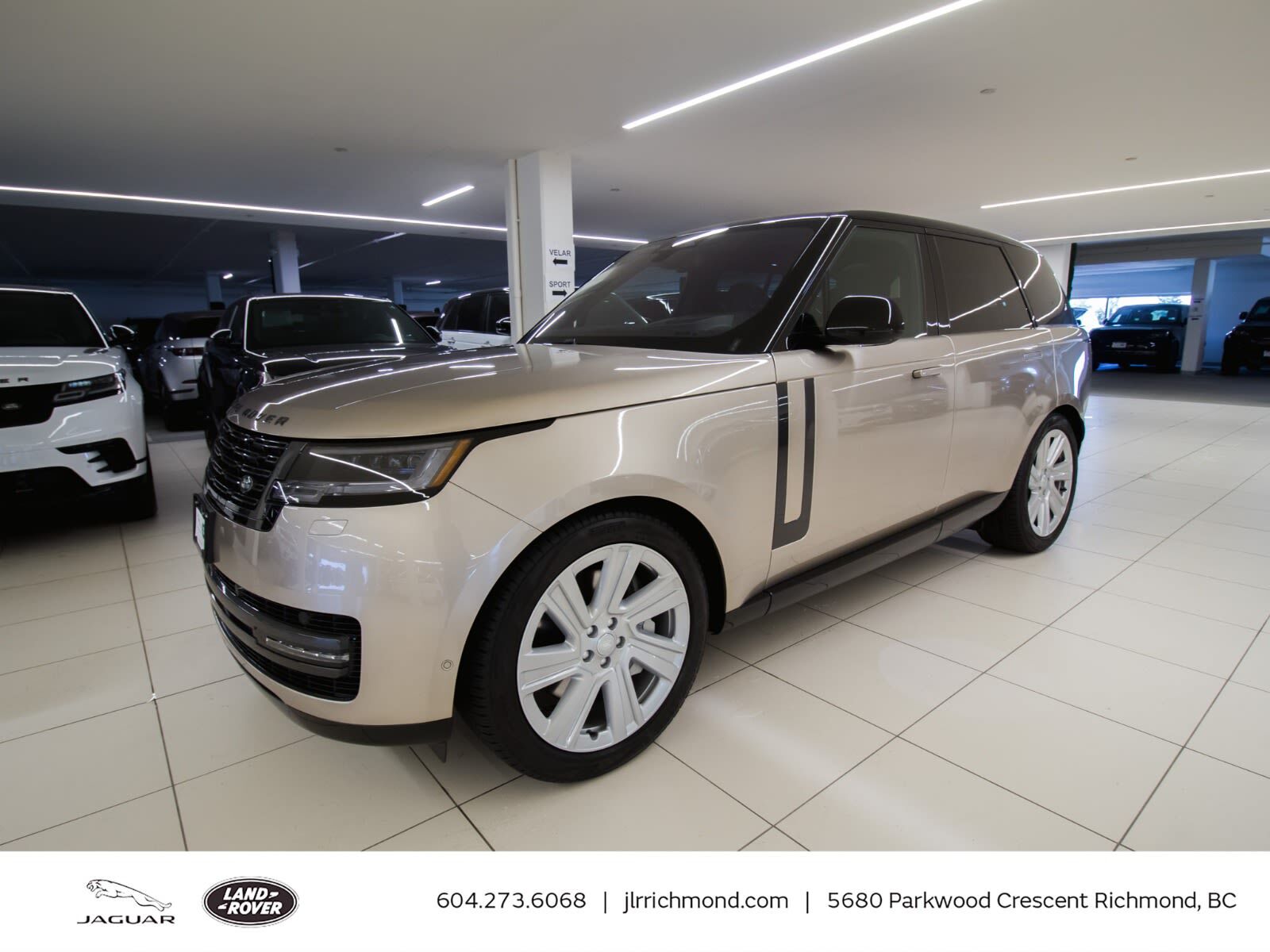 2023 Land Rover Range Rover SE SWB | Shadow Exterior Pack | Heated Windscreen 