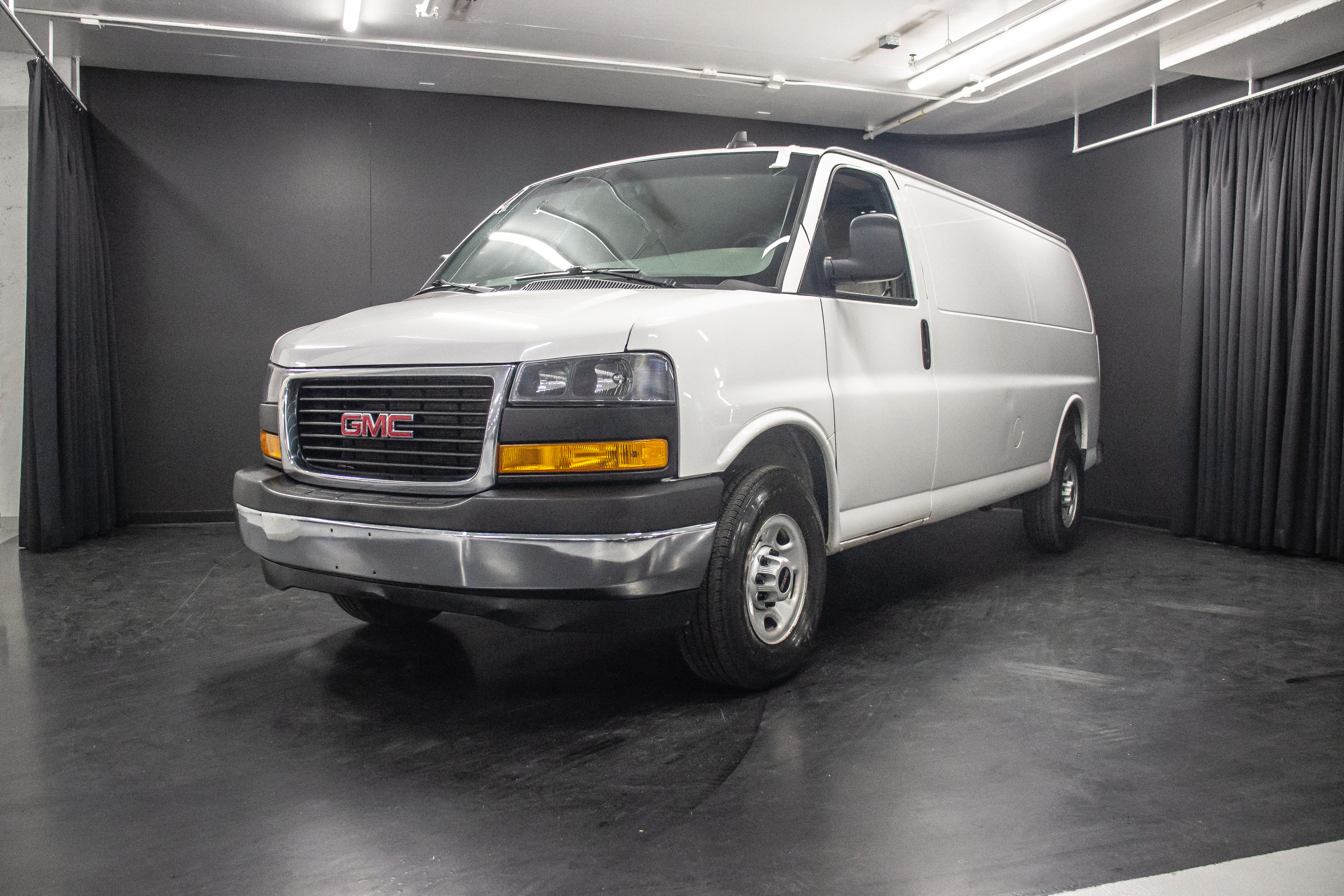 2023 GMC Savana 2500 Rent now for $1100 per month on a 6 or 12 months