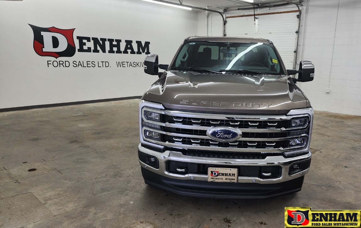 2023 Ford F-350  LARIAT, ULTIMATE PACKAGE, FX4, 6.7L
