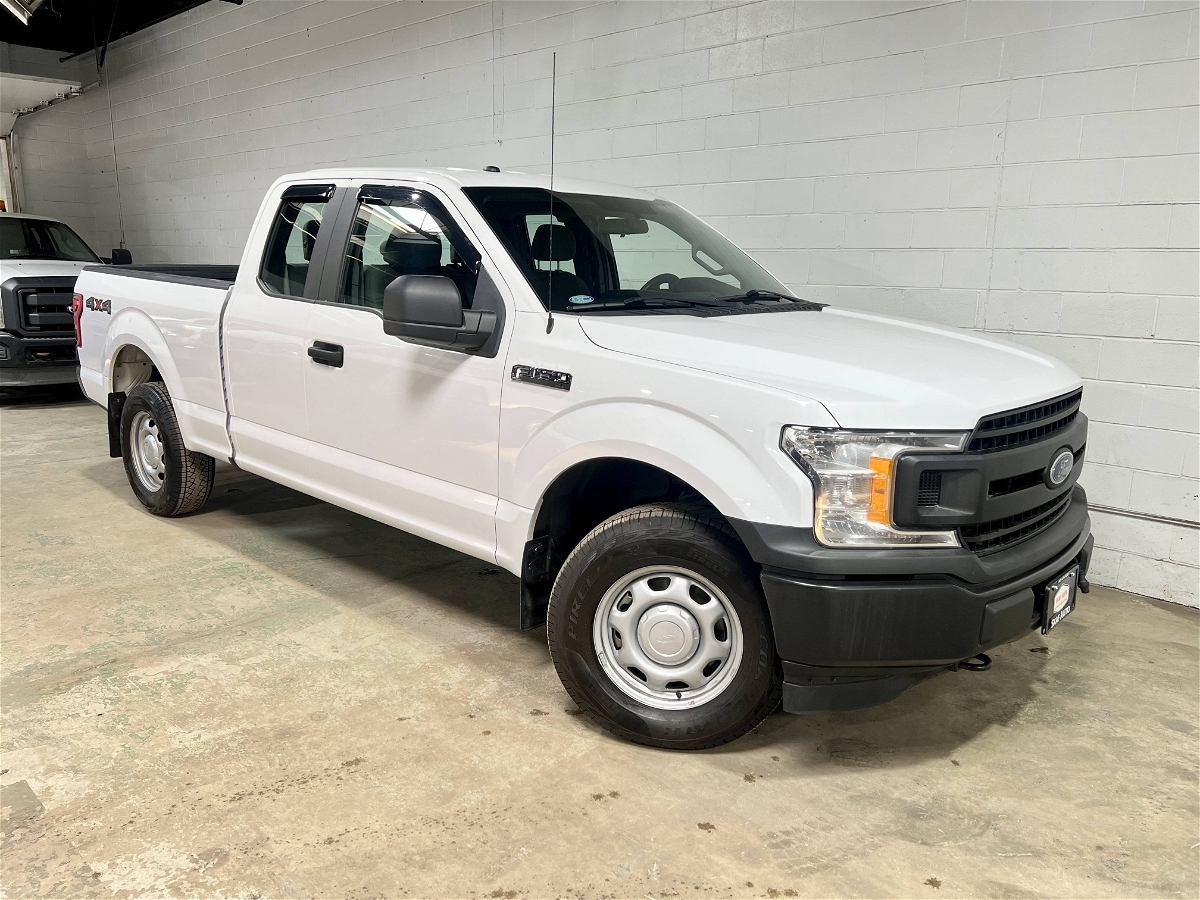 2018 Ford F-150 4X4! 6.5FT BOX! ONE OWNER WE FINANCE!