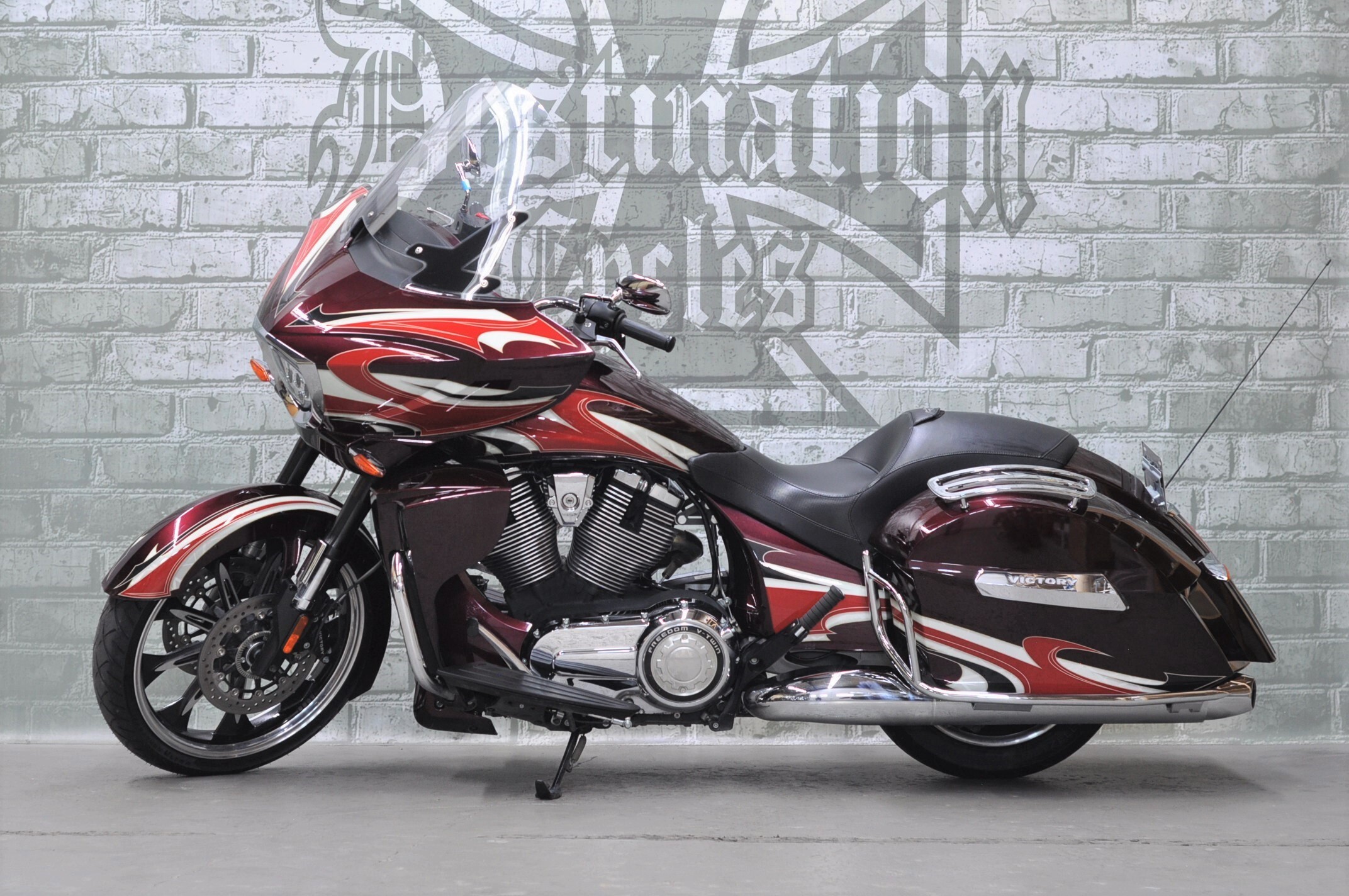 2015 Victory Motorcycles Magnum Ness