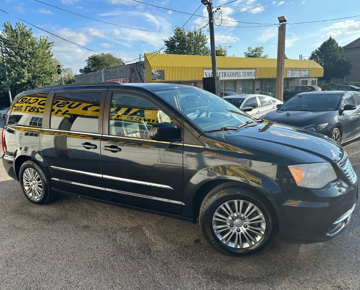 2015 Chrysler Town & Country 4dr van Touring w/Leather/CAMERA/P.SEATS/P.GROUB/A
