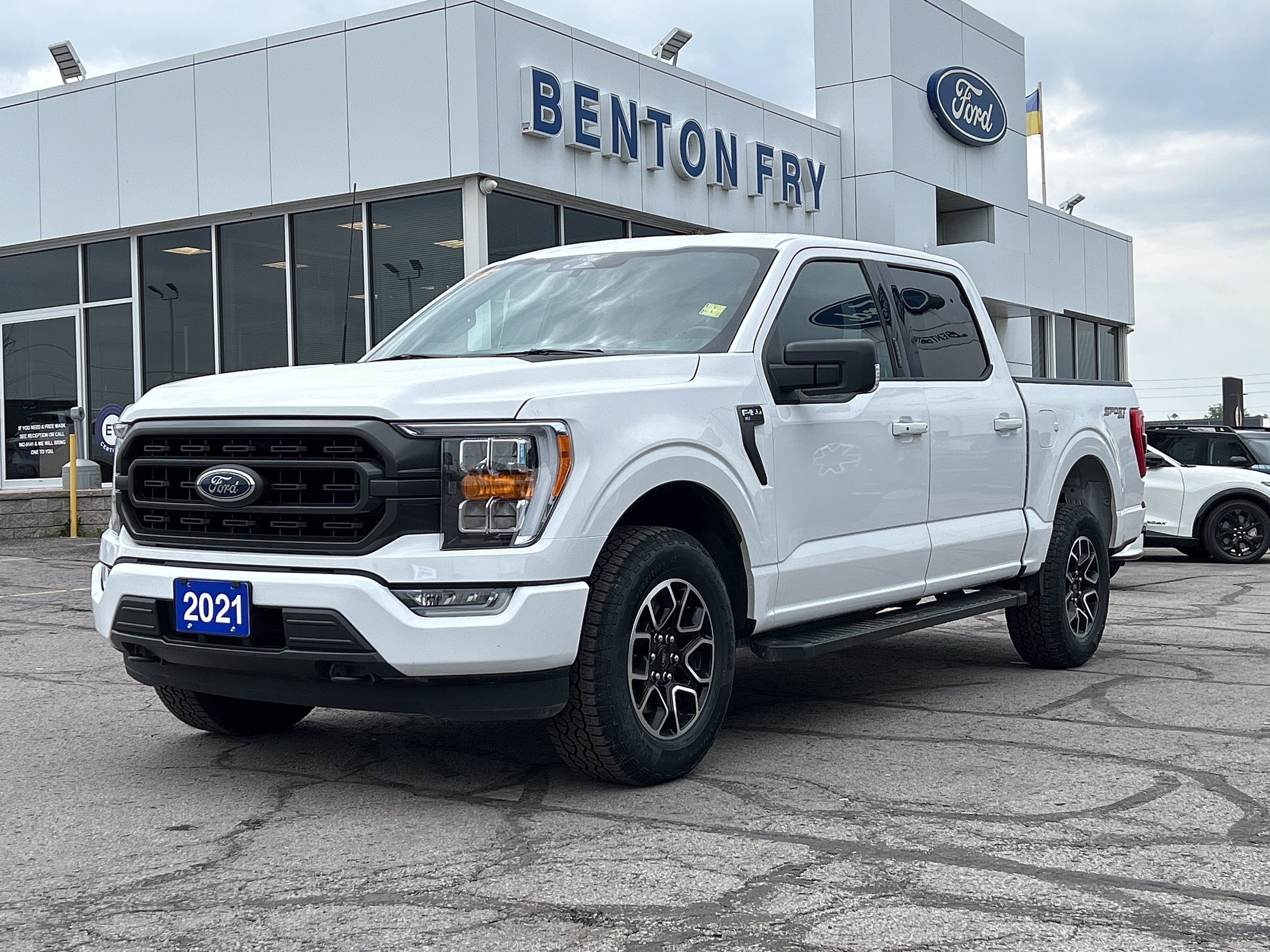 2021 Ford F-150 XLT - BEAUTIFUL XLT SPORT LOADED WITH VALUE AND A 