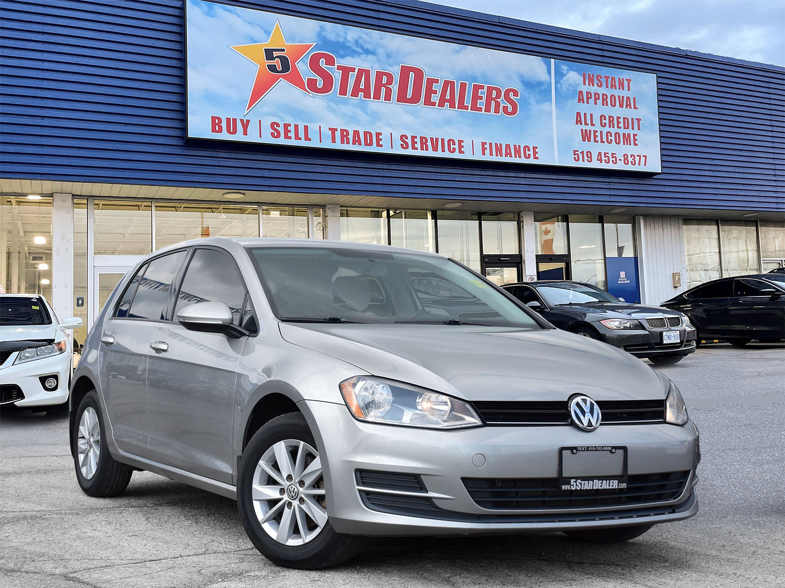 2016 Volkswagen Golf EXCELLENT CONDITION LOADED! WE FINANCE ALL CREDIT