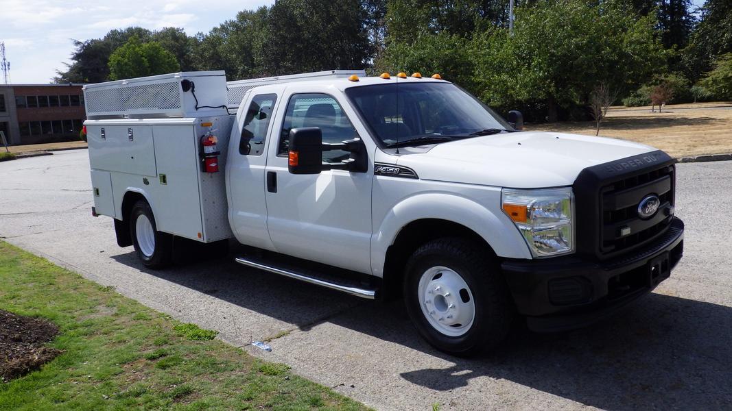 2011 Ford F-350 Service Truck SuperCab Long Bed 2WD