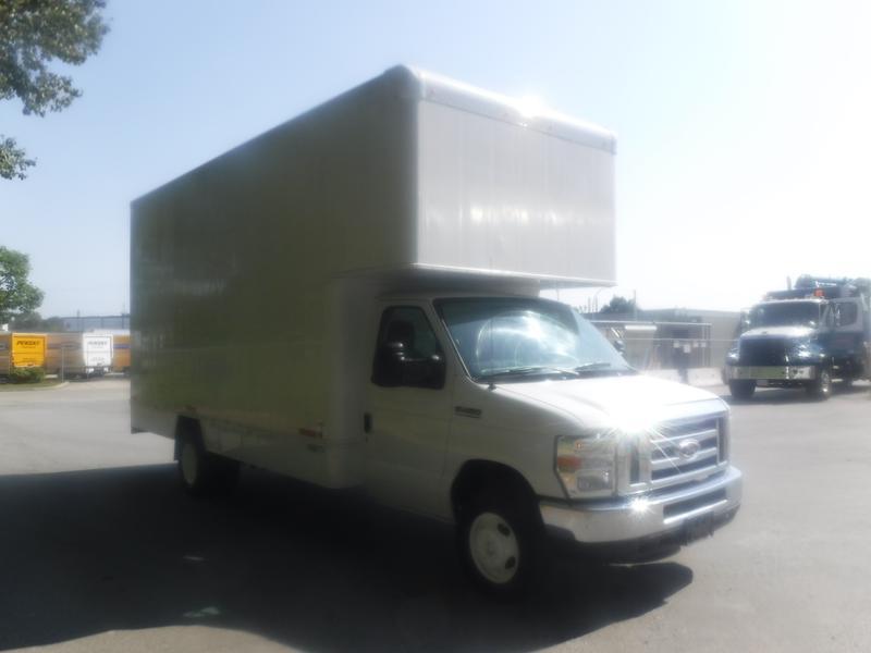 2014 Ford Econoline E450  16 Foot High Cube Moving Van