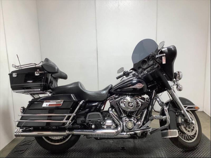 2009 Harley-Davidson FLHTC Electra Glide Electra Glide Classic Motorcycle