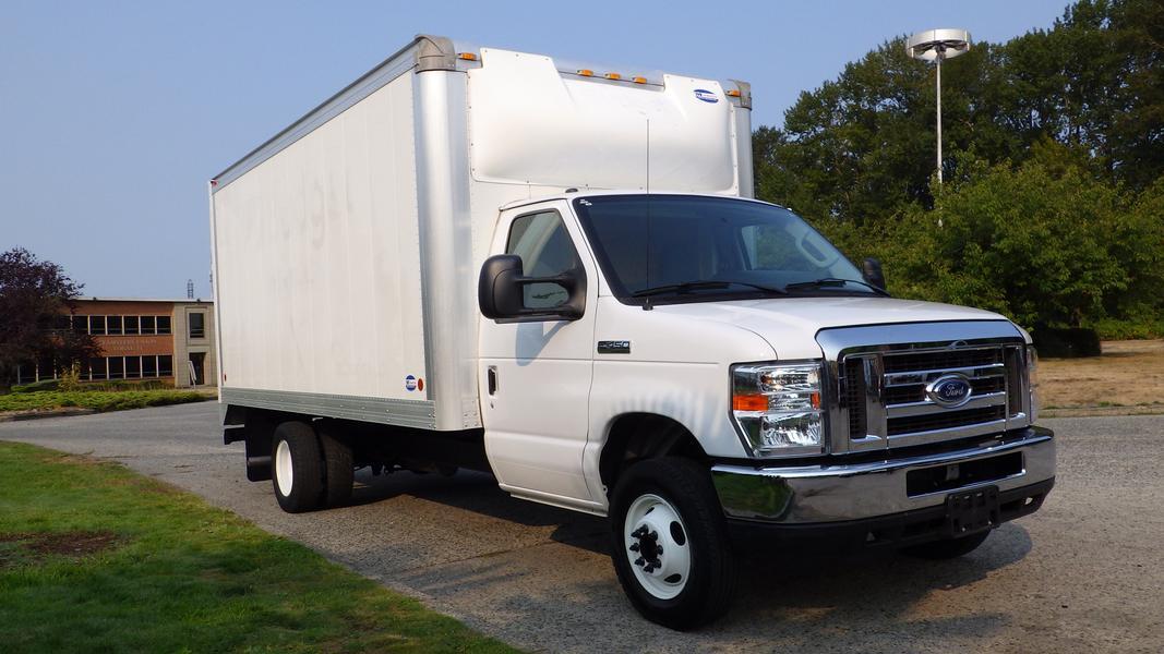 2019 Ford Econoline 16 Foot E-450 Cube Van With Ramp