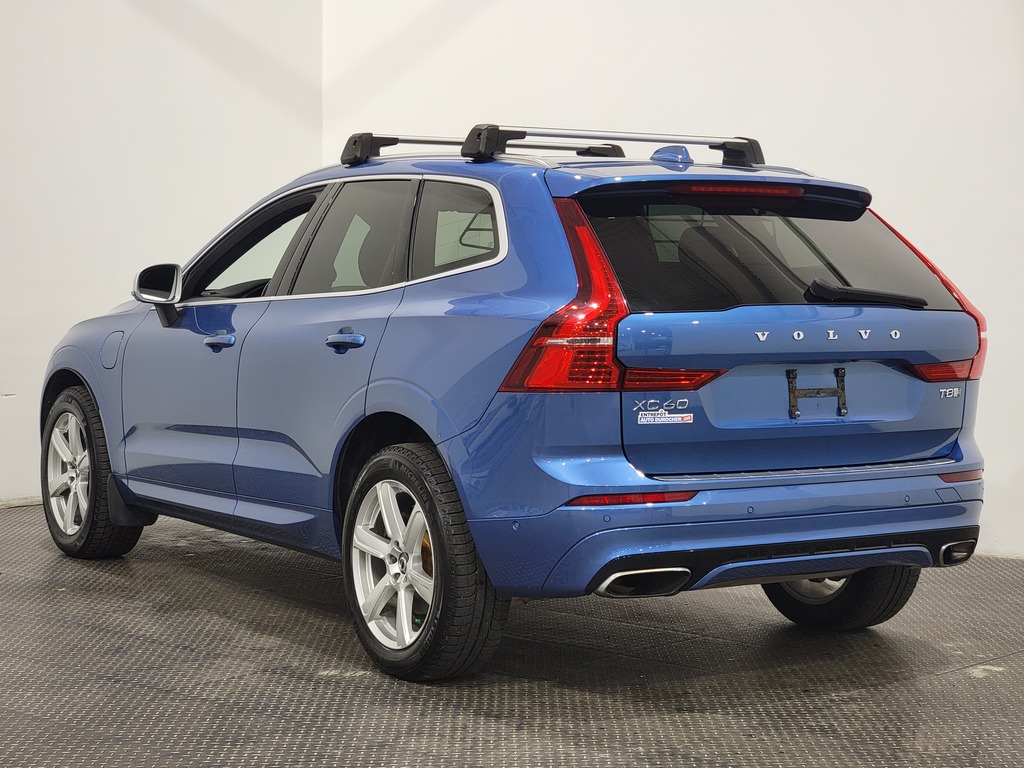 Volvo XC60 2019 Air conditioner, Navigation system, Electric mirrors, Power Seats, Electric windows, Speed regulator, Heated seats, Leather interior, Electric lock, Seat memories, Bluetooth, Panoramic sunroof, rear-view camera, Steering wheel radio controls