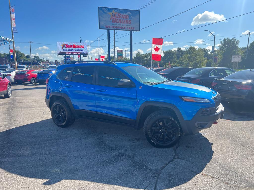2018 Jeep Cherokee AWD LEATHER H-SEATS LOADED! WE FINANCE ALL CREDIT!
