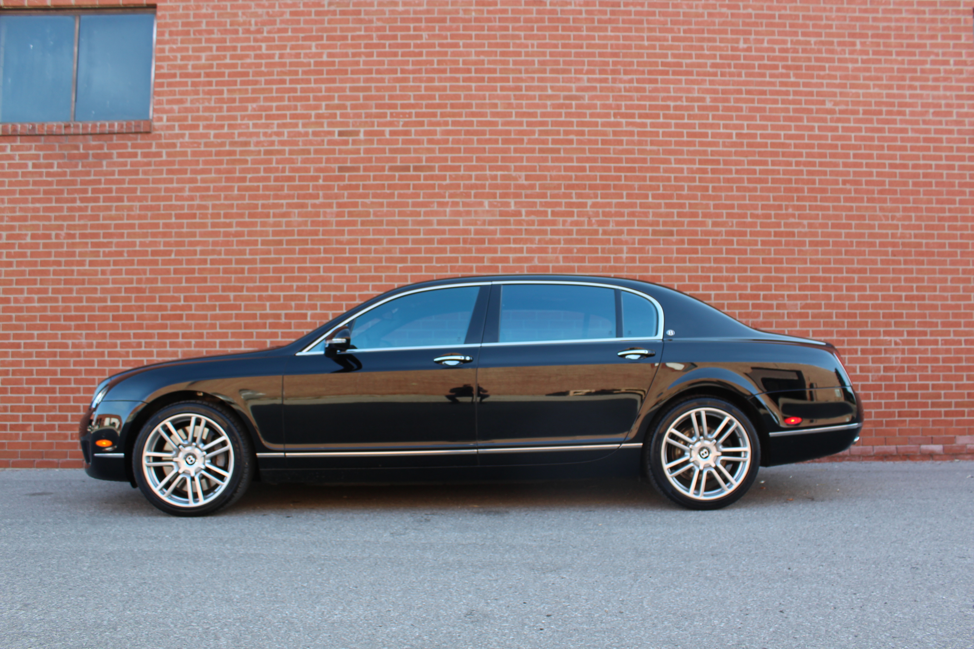 2012 Bentley Continental Flying Spur W12 - A.W.D - 552 H.P