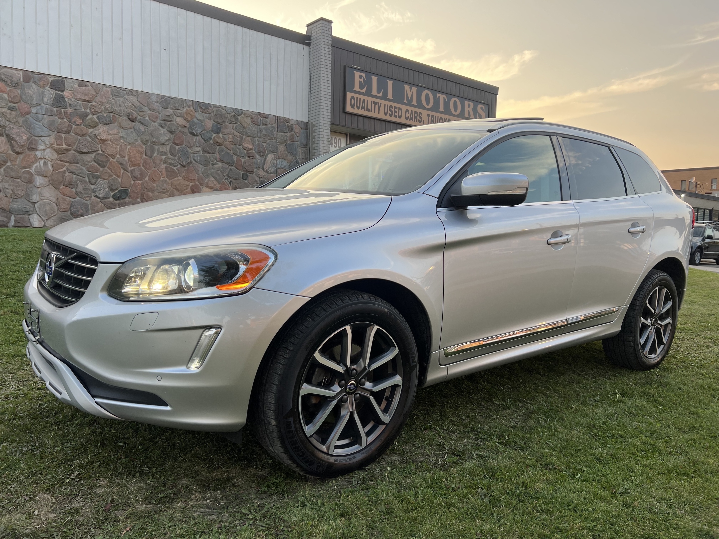 2016 Volvo XC60 AWD T5 Special Edition Premier