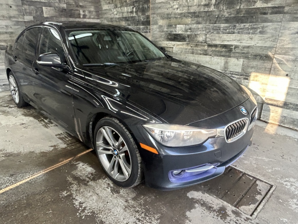 2014 BMW 3 Series 320i xDrive NAV S.CHAUFFANT BLUETOOTH ***APPROUVÉE