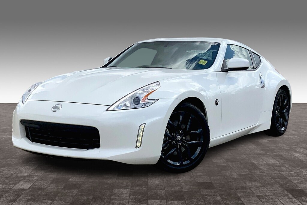 2016 Nissan 370Z COUPE