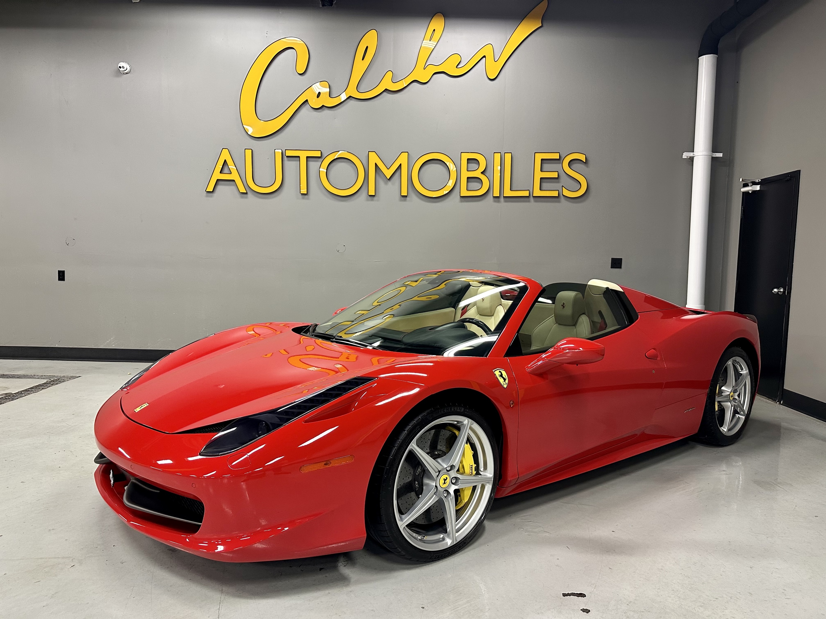 2014 Ferrari 458 Spider Carbon Wheel + Centre/ Complete 3M