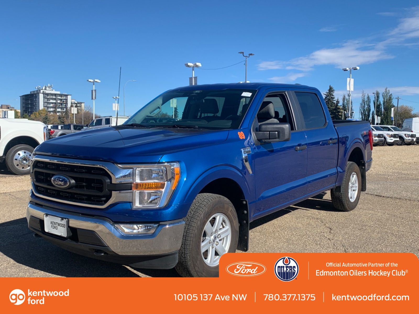 2022 Ford F-150 XLT | 4x4 | 300a | Class IV Hitch | 17s | Console 