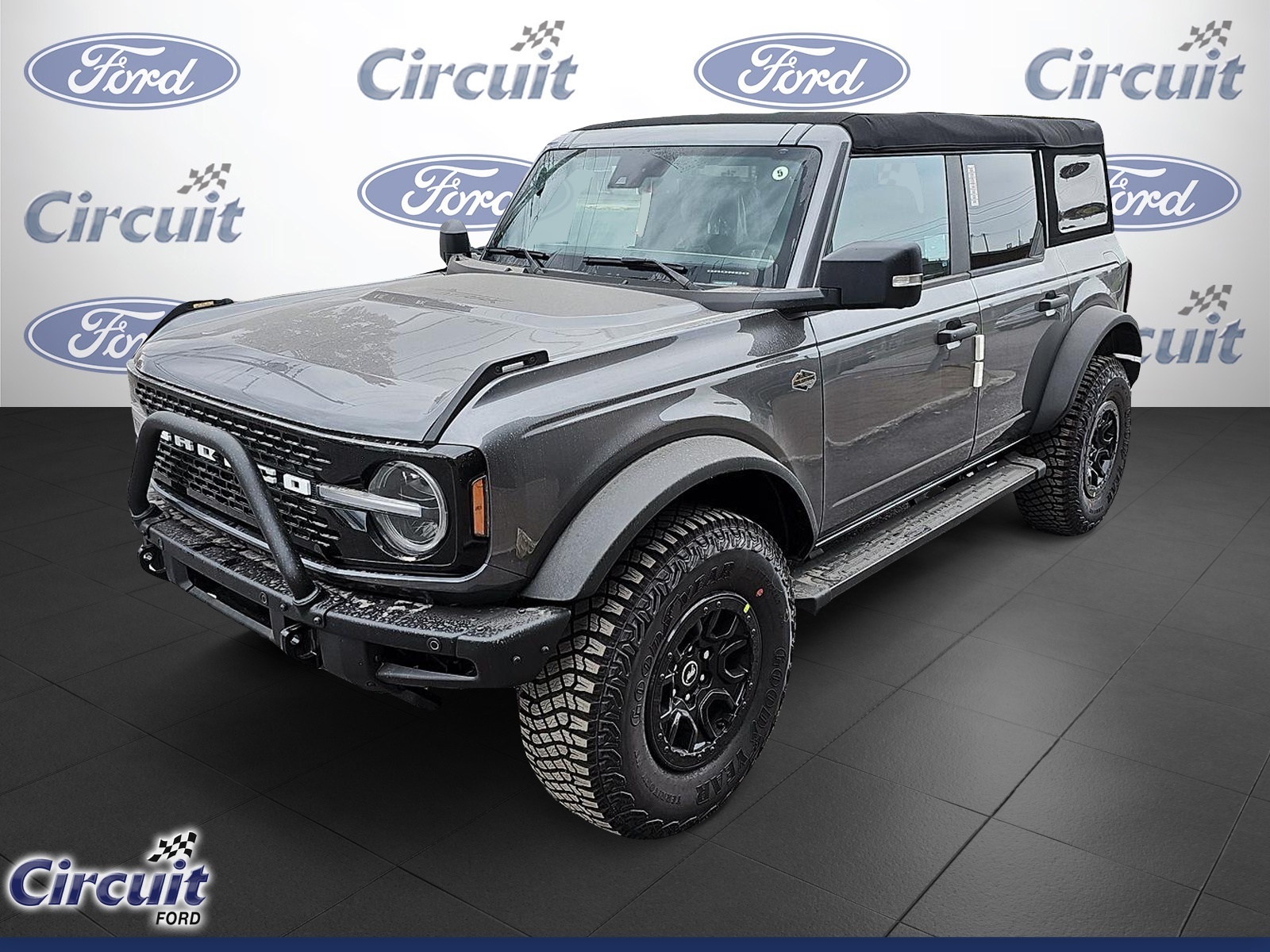 2023 Ford Bronco WILDTRAK