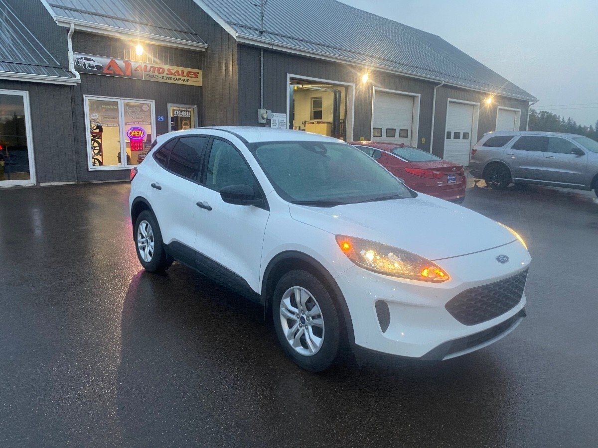 2020 Ford  Escape S AWD $106 Weekly Tax in 