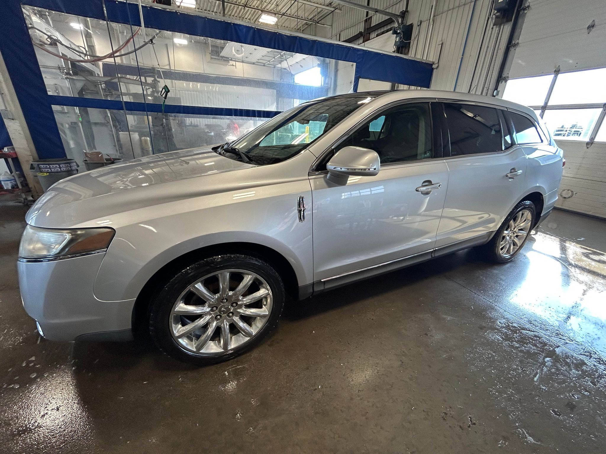 2010 Lincoln MKT  3.7L AWD