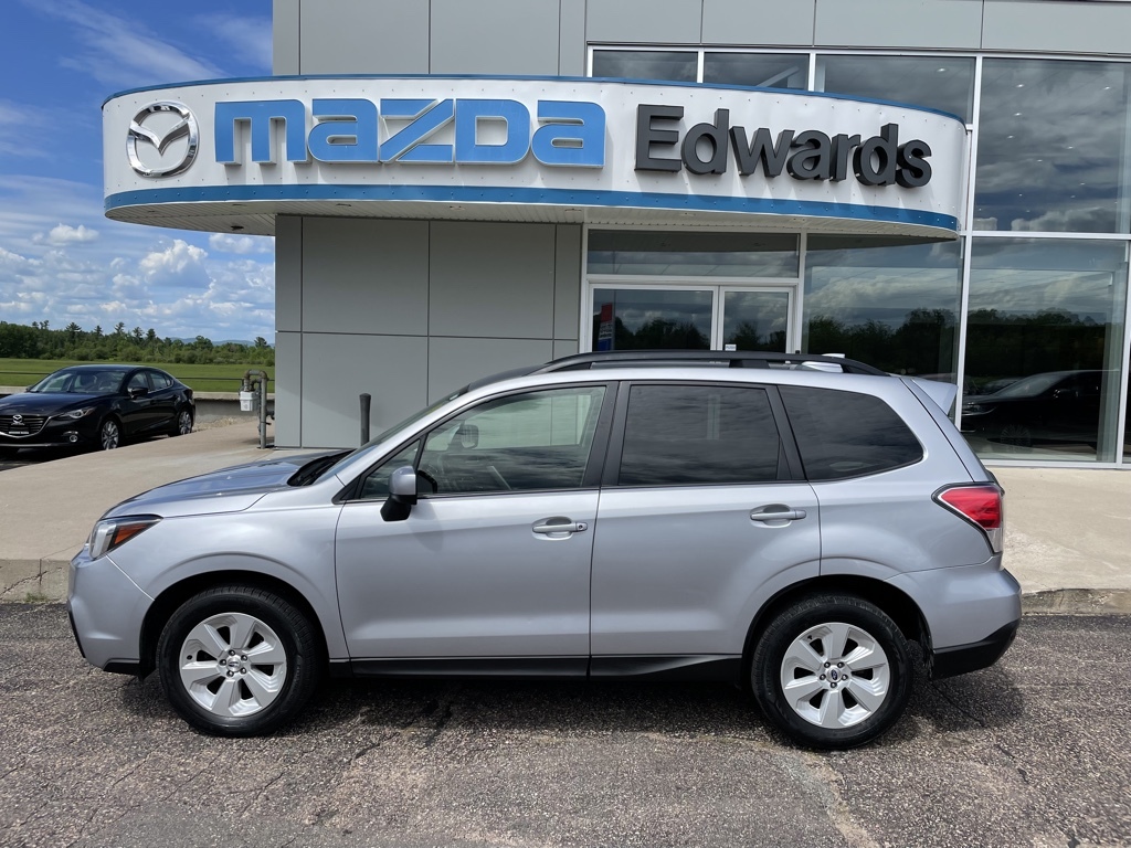 2018 Subaru Forester 2.5i Convenience AUTOMATIC WITH BACK UP CAM