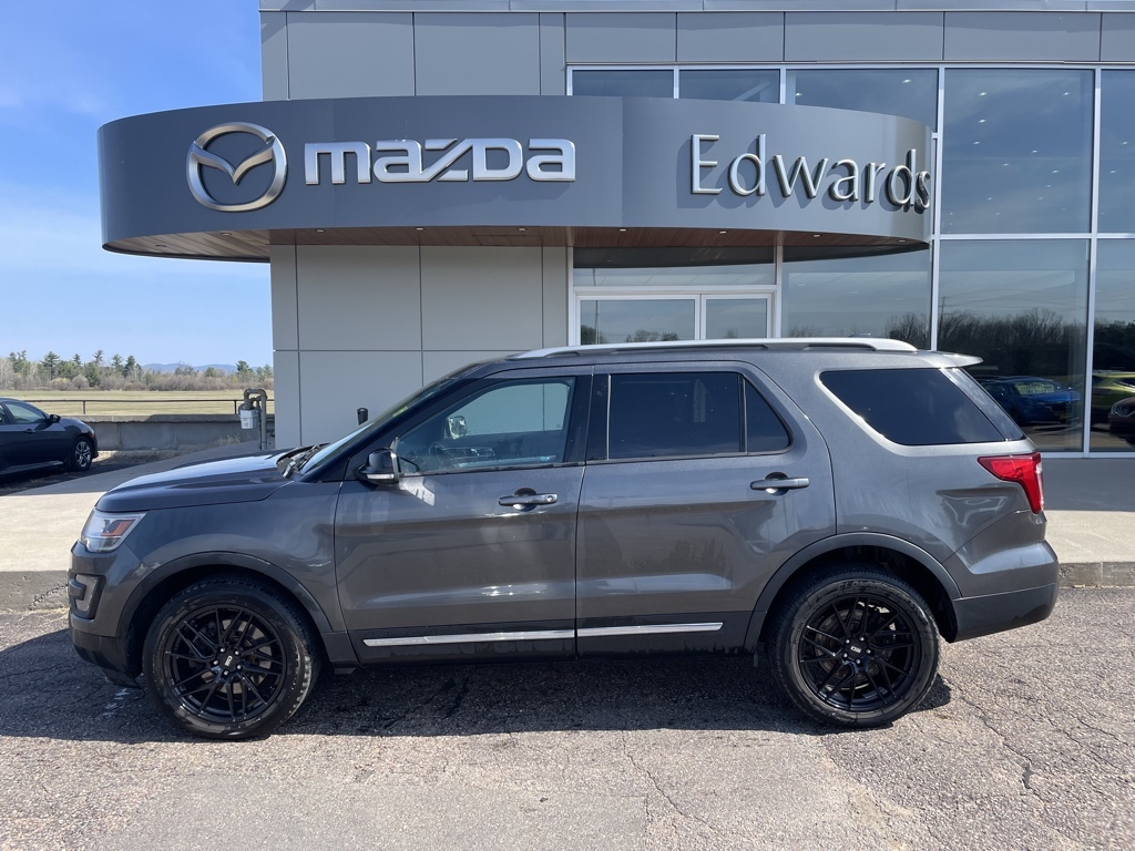 2016 Ford Explorer XLT NEW RIMS AND TIRES