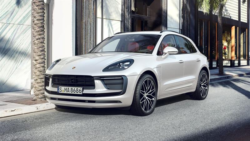 2023 Porsche Macan HIGHLY OPTIONED PREMIUM PLUS PACKAGE, CPO UNIT!