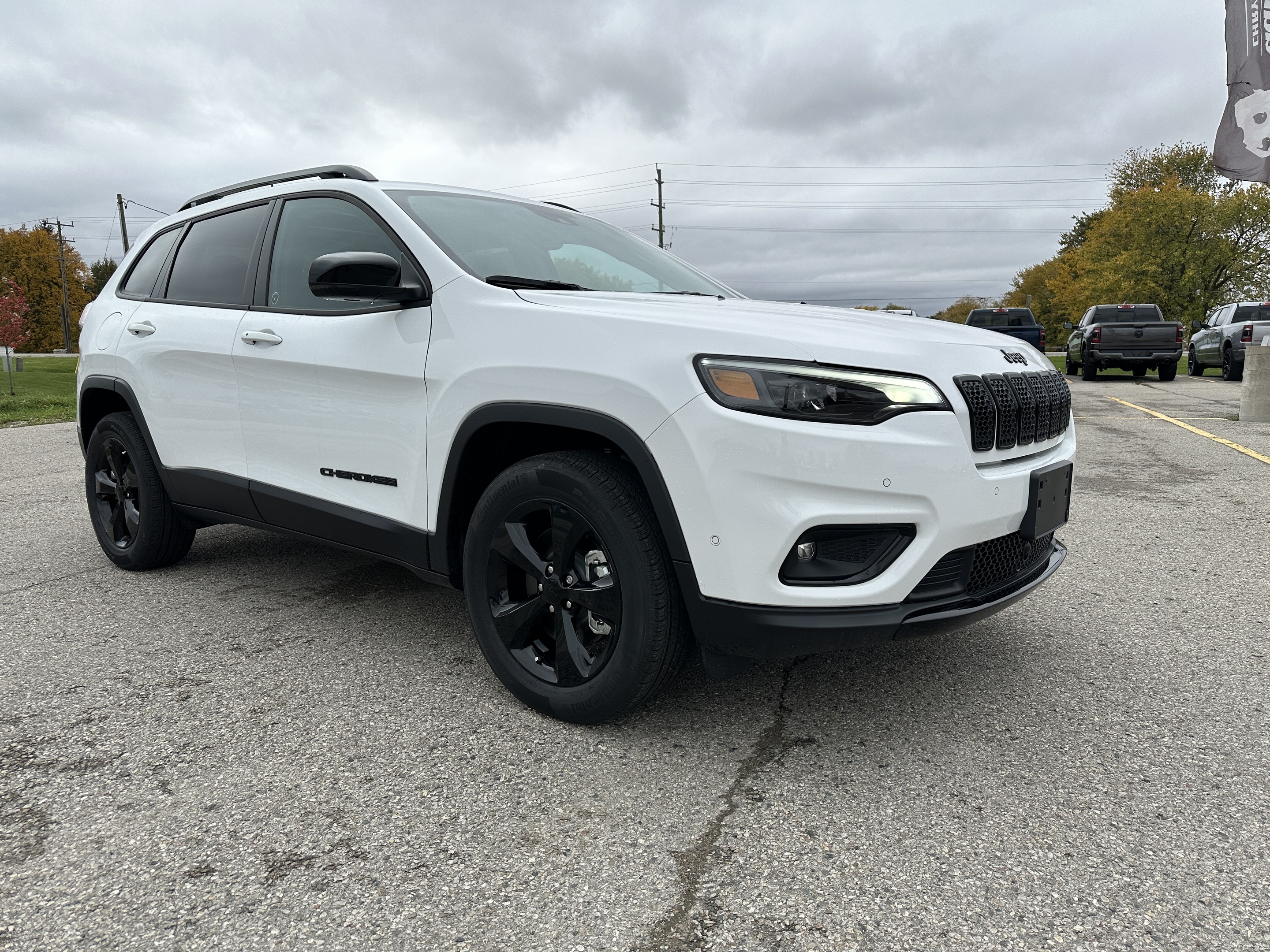 2023 Jeep Cherokee Altitude Elite Group | PANO ROOF | LEATHER |