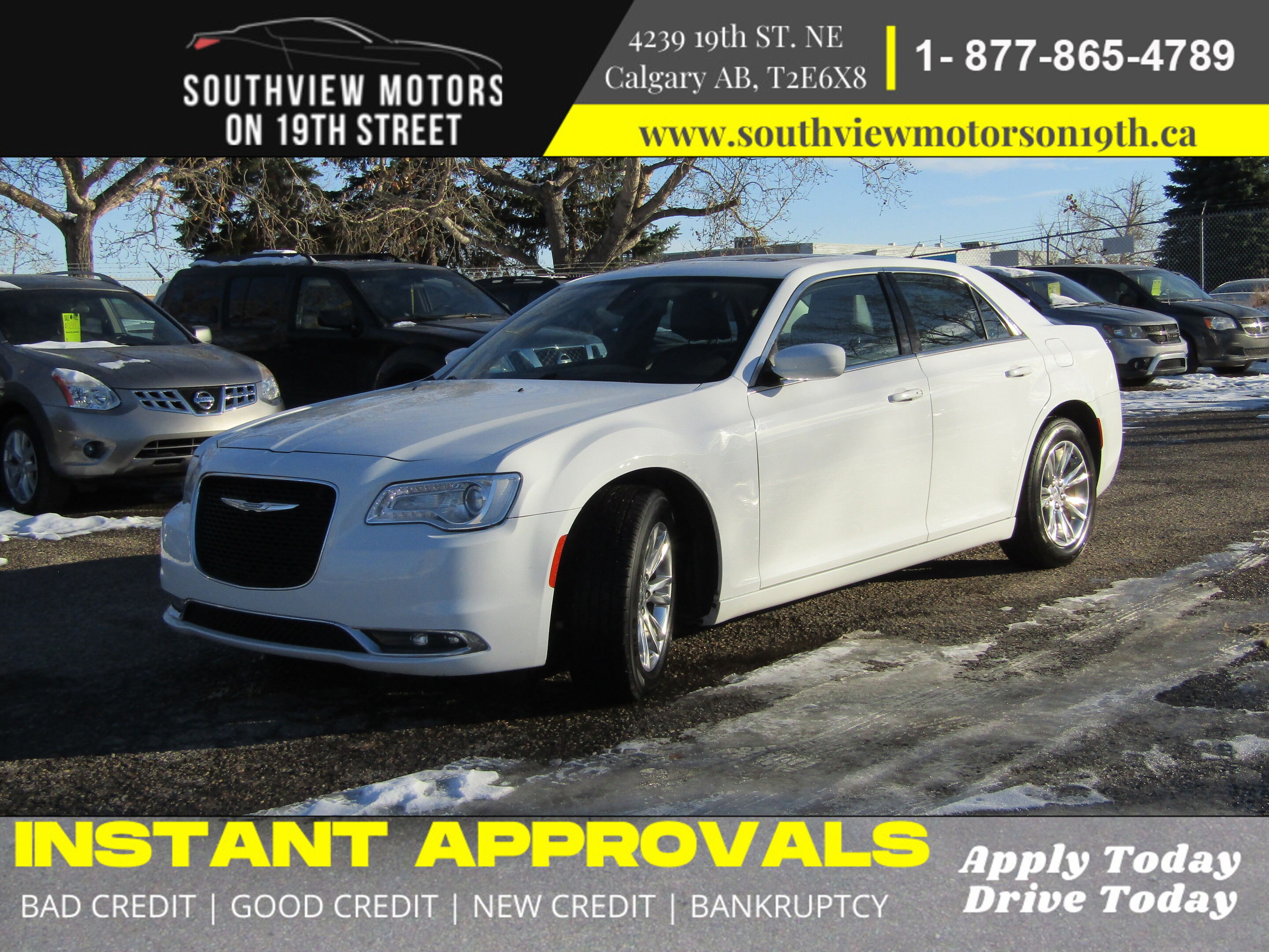 2015 Chrysler 300 TOURING-LEATHER-NAV-S.ROOF *FINANCING AVAILABLE*