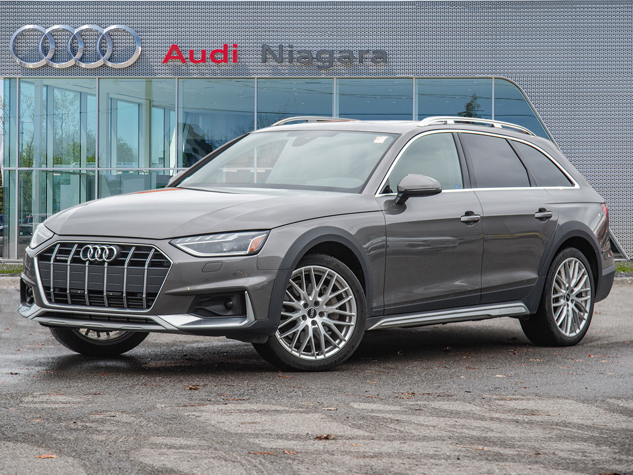 2021 Audi A4 allroad SPORT PACKAGE WITH COMFORT INTERIOR! 