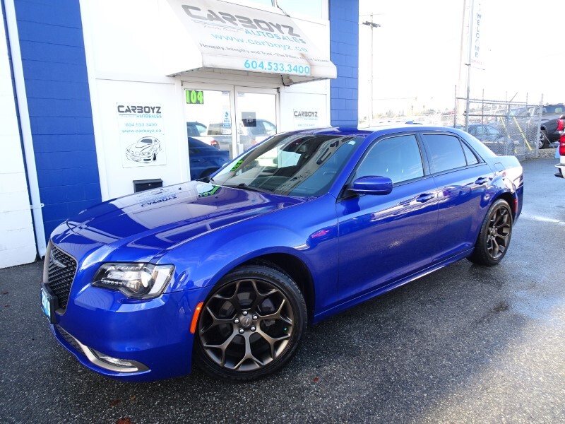 2019 Chrysler 300 300S RWD, Nav, Pano Roof, Nappa Leather, Low Kms!