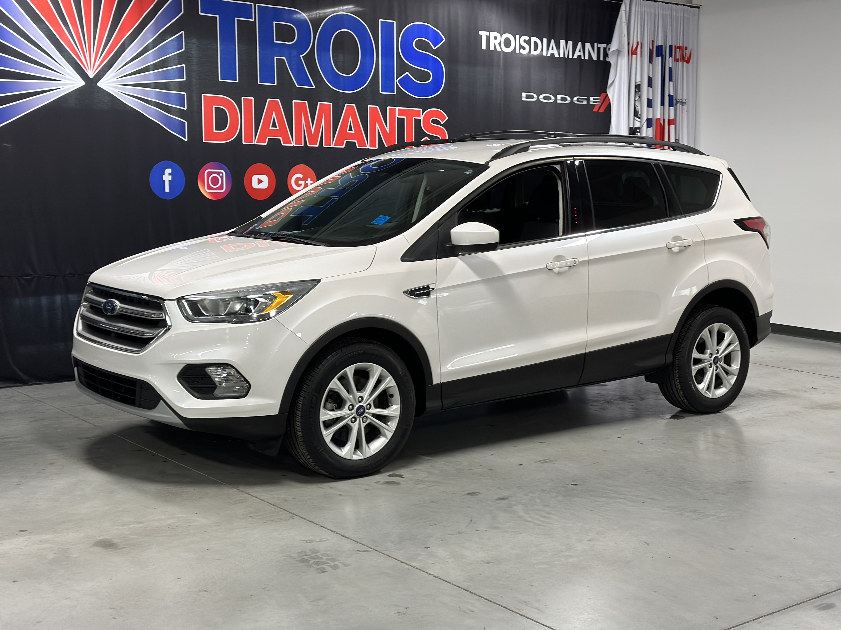 2017 Ford Escape SE / FWD / ECOBOOST / SIEGES AV. CHAUFF 