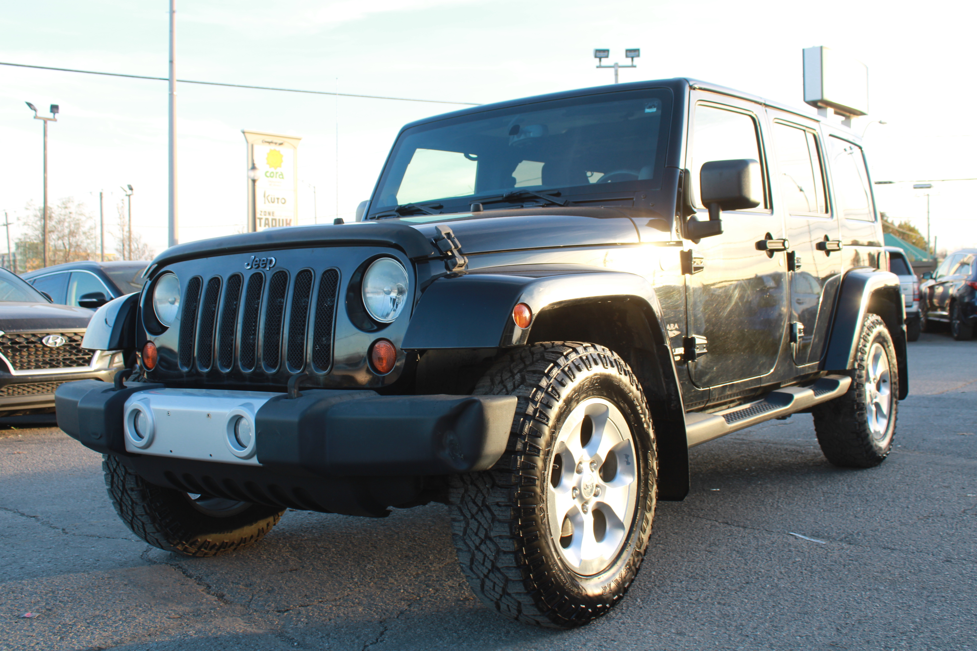 2013 Jeep WRANGLER UNLIMITED 4WD Sahara, MAGS, BLUETOOTH, CRUISE CONTROL, A/C