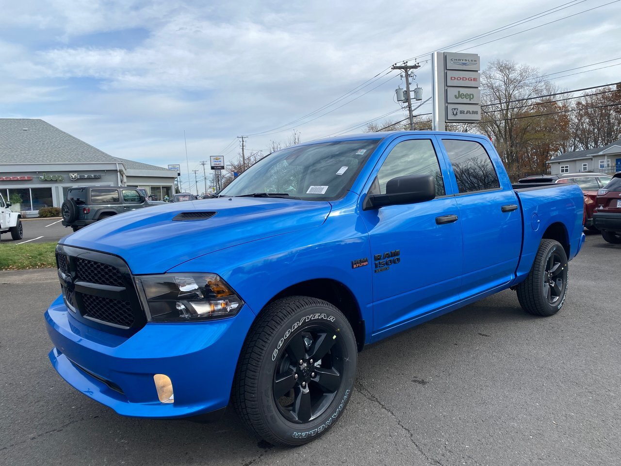2023 Ram 1500 Classic EXPRESS SORRY THIS ONE IS SOLD BUT WE HAVE MANY OT