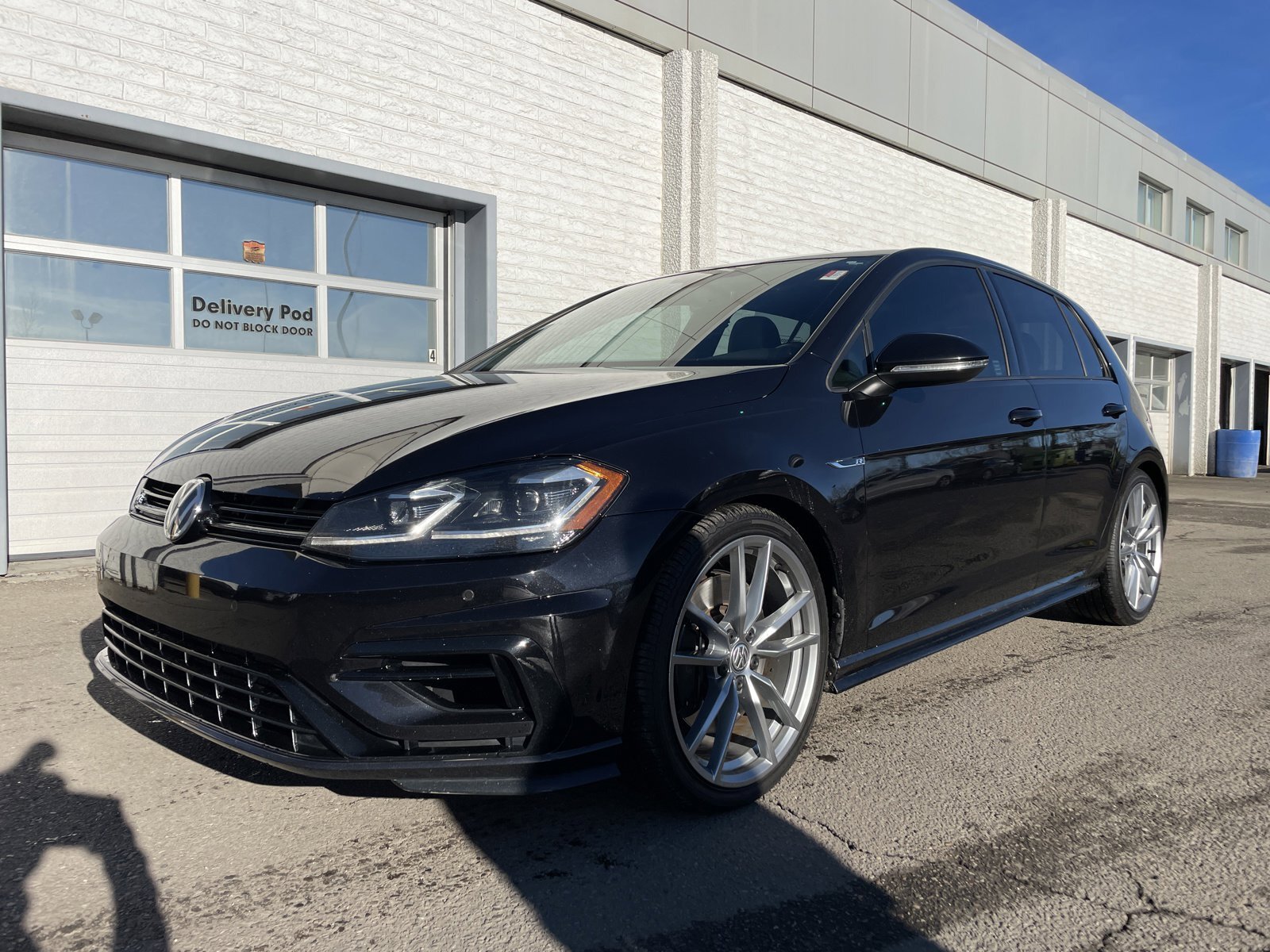 2018 Volkswagen Golf R 2.0 TSI | Clean Carfax | One Owner | 6 spd Manual!