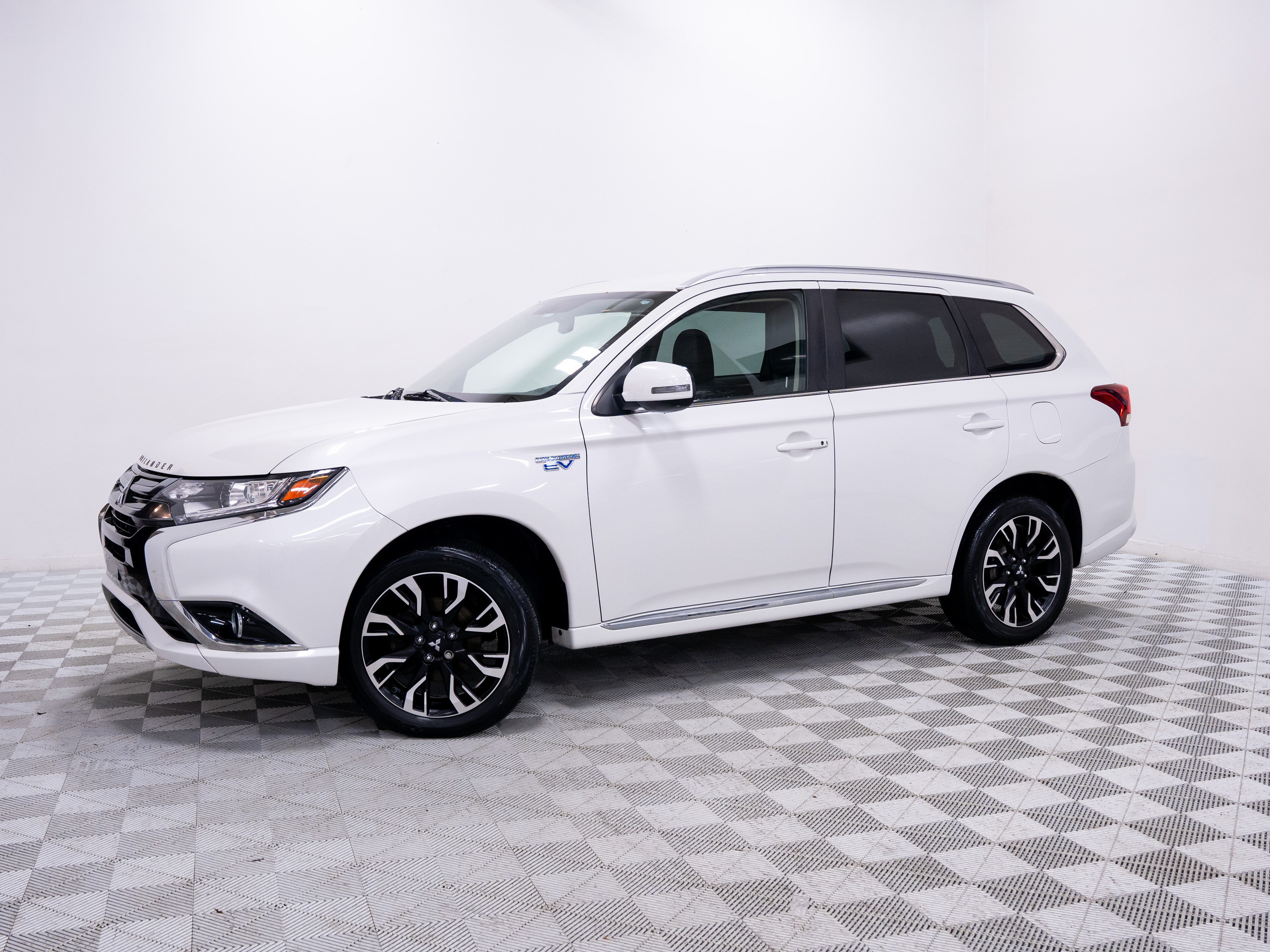 2018 Mitsubishi Outlander PHEV SE S-AWC CAMERA RECUL MAGS SIEGES CHAUFANT