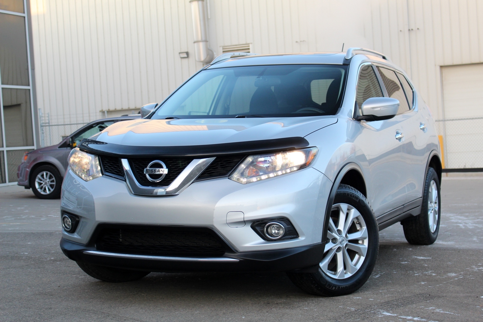 2015 Nissan Rogue SV - AWD - HEATED SEATS - LOW KMS