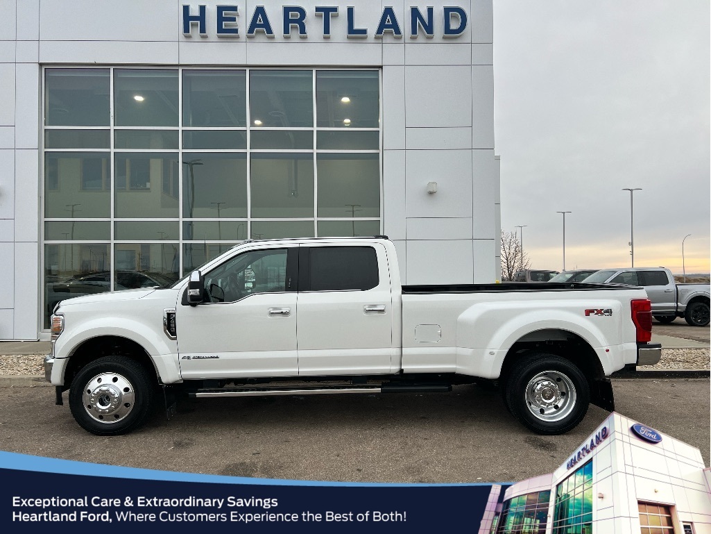 2022 Ford F-450 King Ranch 4WD Crew Cab 8' Box