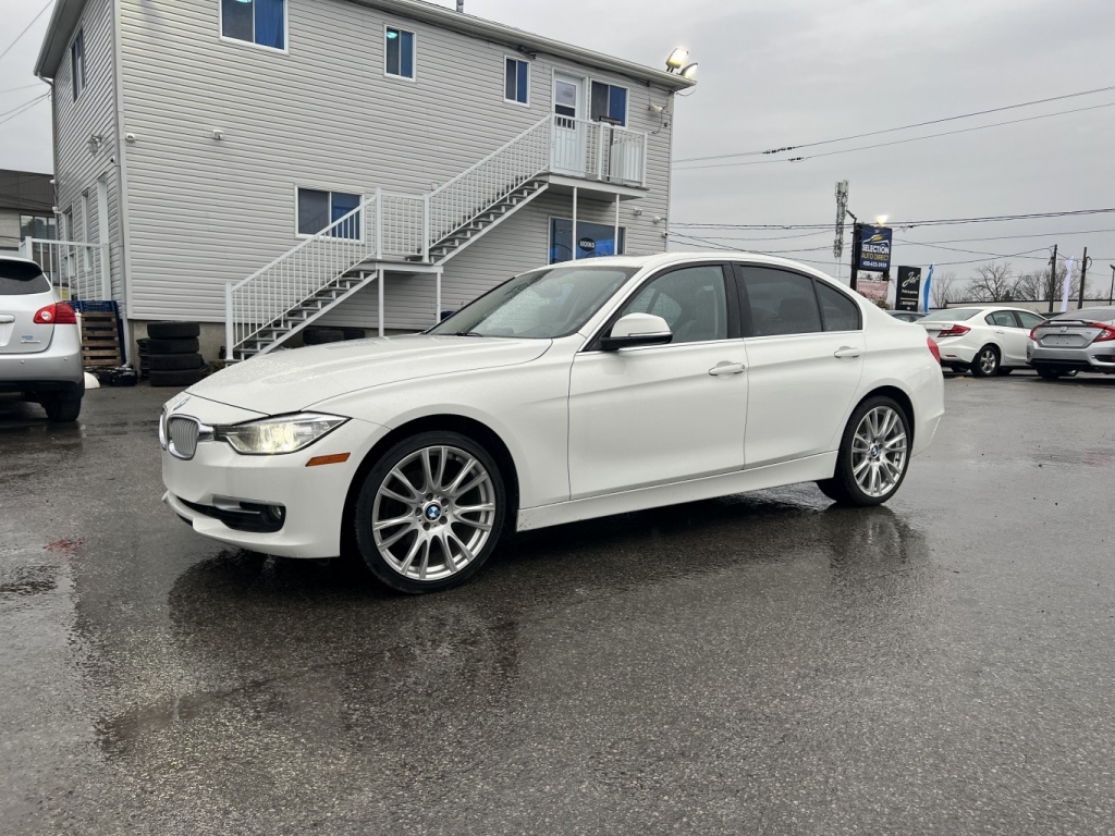 2014 BMW 3 Series 328i xDrive  **AWD**NAV**ECO**TOIT OUVRANT**MAGS**